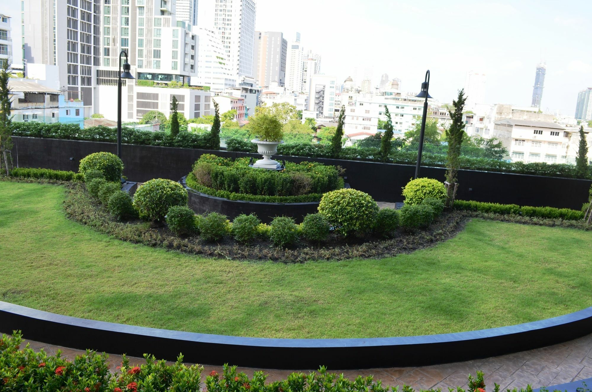 Wooden Suites  Bangkok Exterior foto